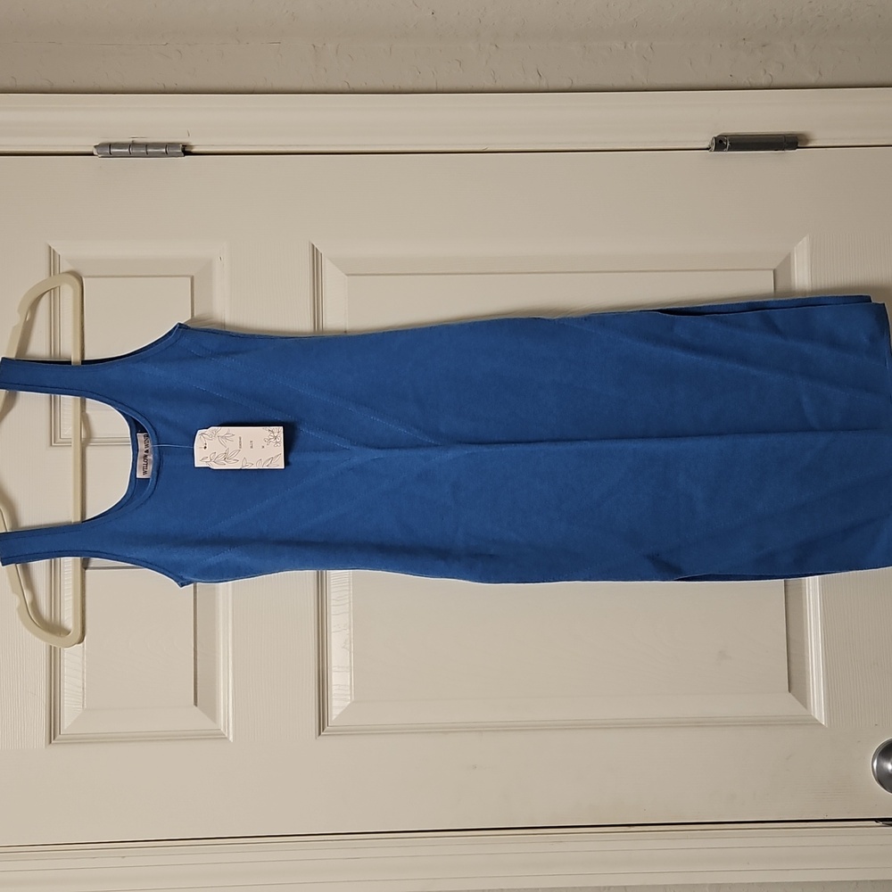 Willow & Wind NWT Blue Sleeveless Dress, Size Medium